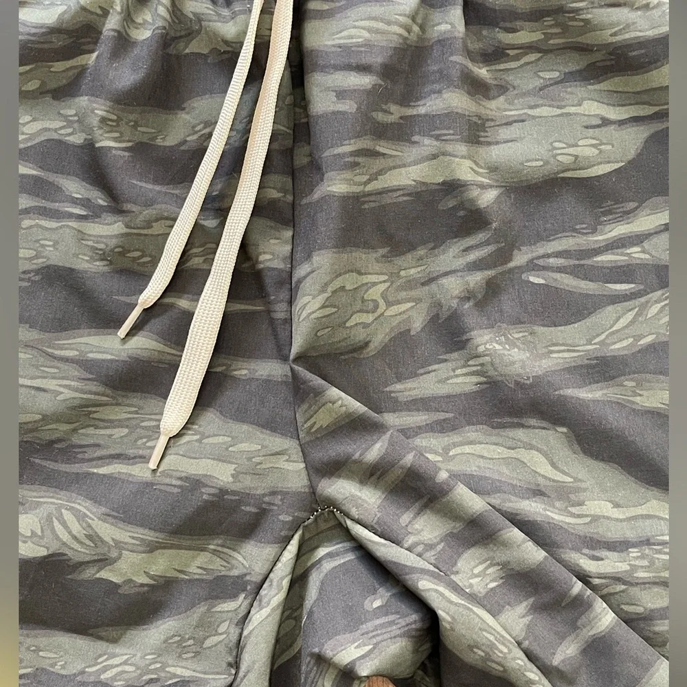 Darc Sport Wolves Camo Layered Athletic Shorts with Black compression Leggings